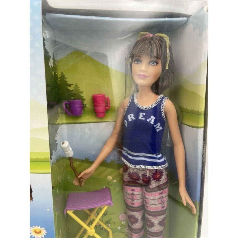 Barbie Camping Fun Doll Tent Mattel Accessories NIB 2016